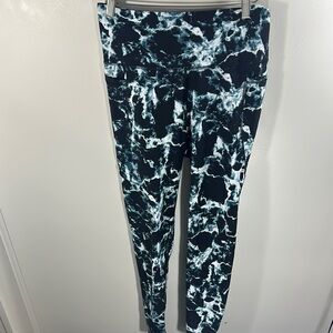 Old Navy Active Marble Print Leggings Large Black and White - Pockets!
